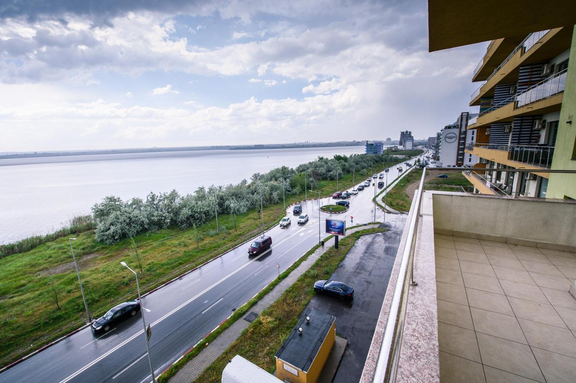 GH Summerland Mamaia Bagian luar foto